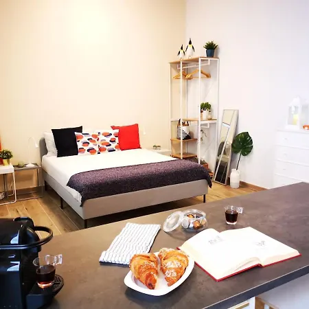 Cozy 50 Meters From The Metro * מילאנו