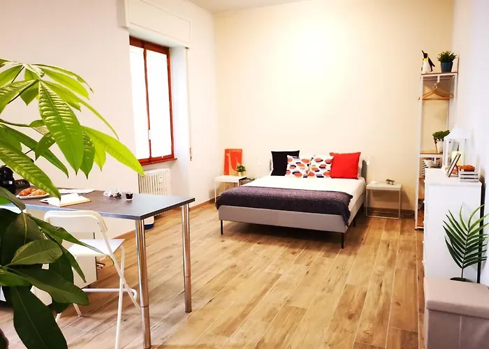Apartmán Cozy 50 Meters From The Metro *
